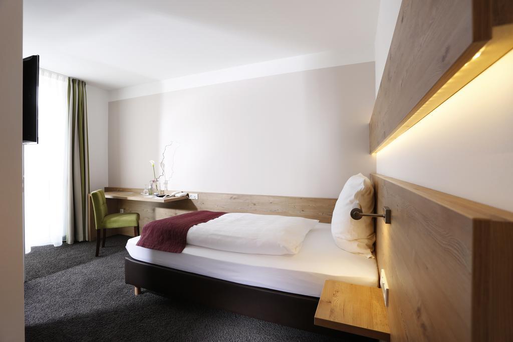 Hotel Sachsenross Nörten-Hardenberg Eksteriør bilde